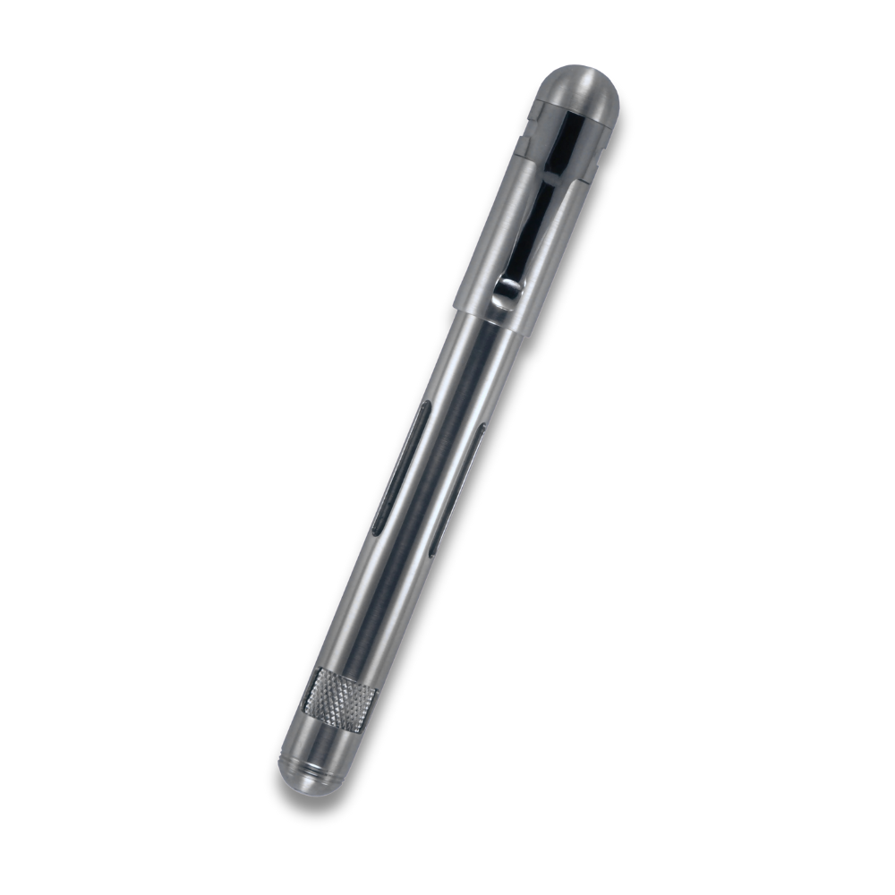 loclen electa chrome fountain pen on a white background